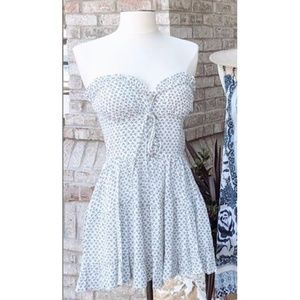 NWT Flowy Strapless Mini Dress